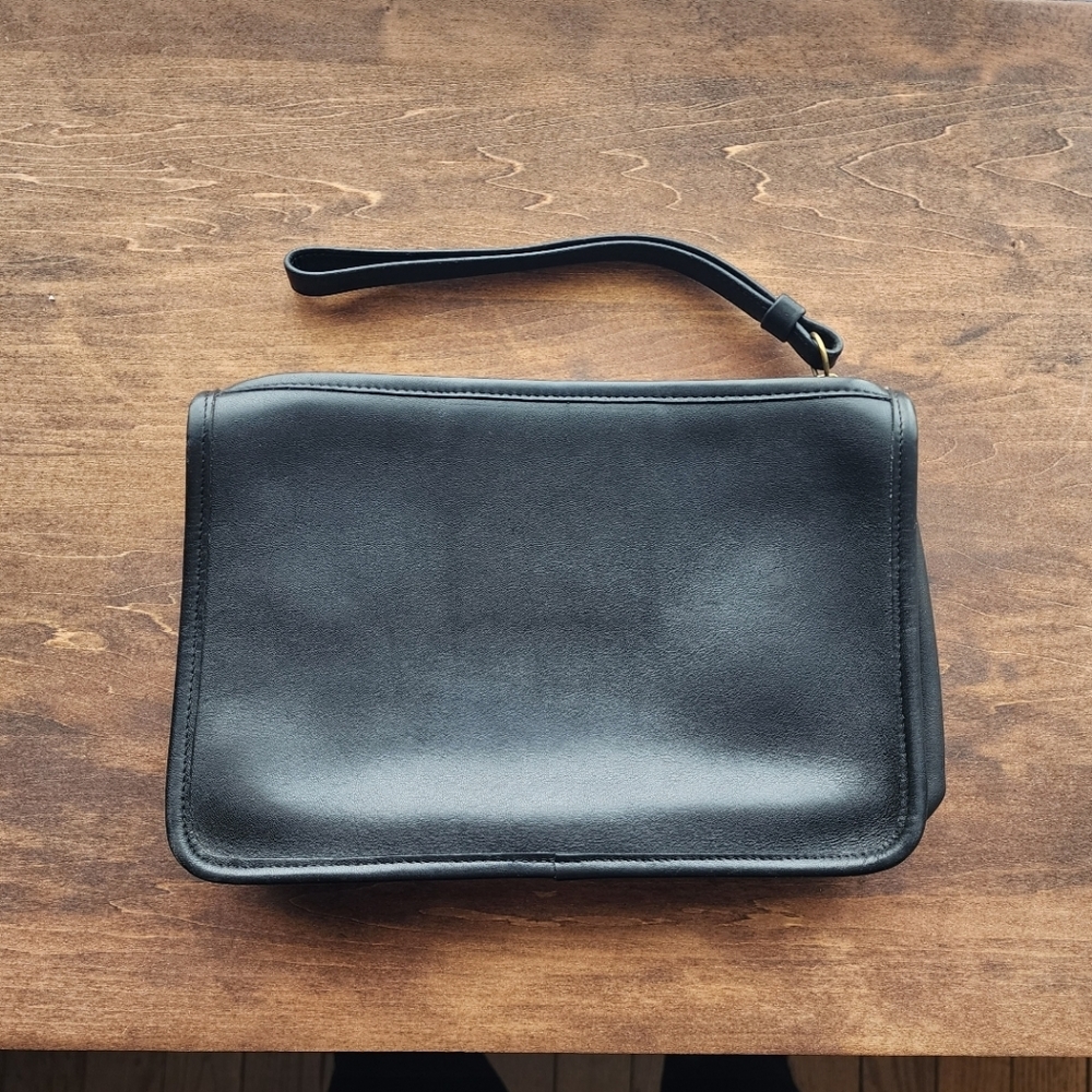 Vintage COACH Black Leather Clutch Pouch Wristlet Made USA Near Mint D6C-9972